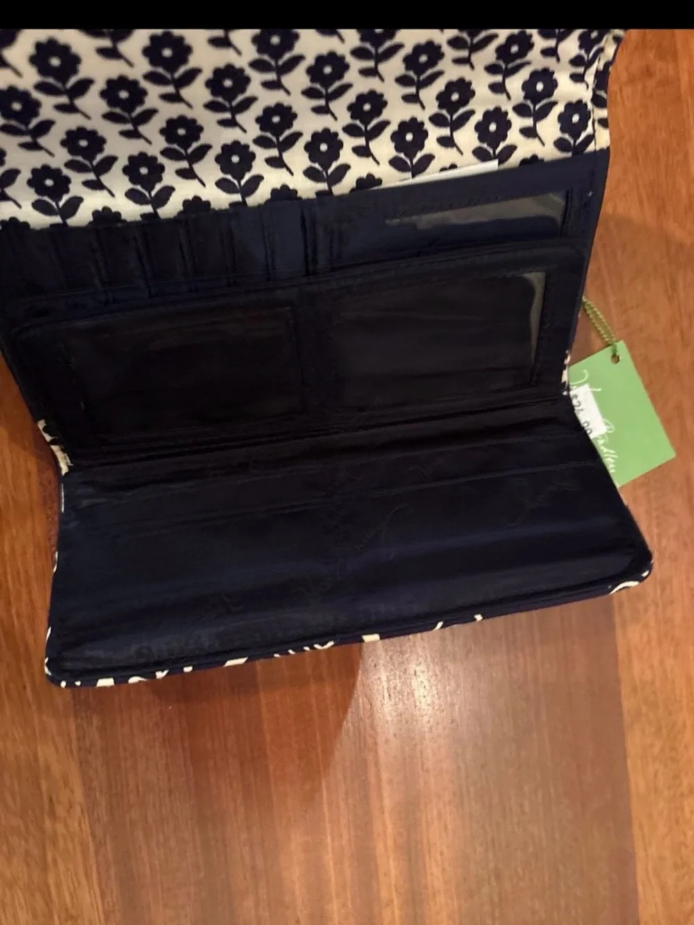 Vera Bradley Navy and White Wallet and Coin Purse - Picture 5 of 9